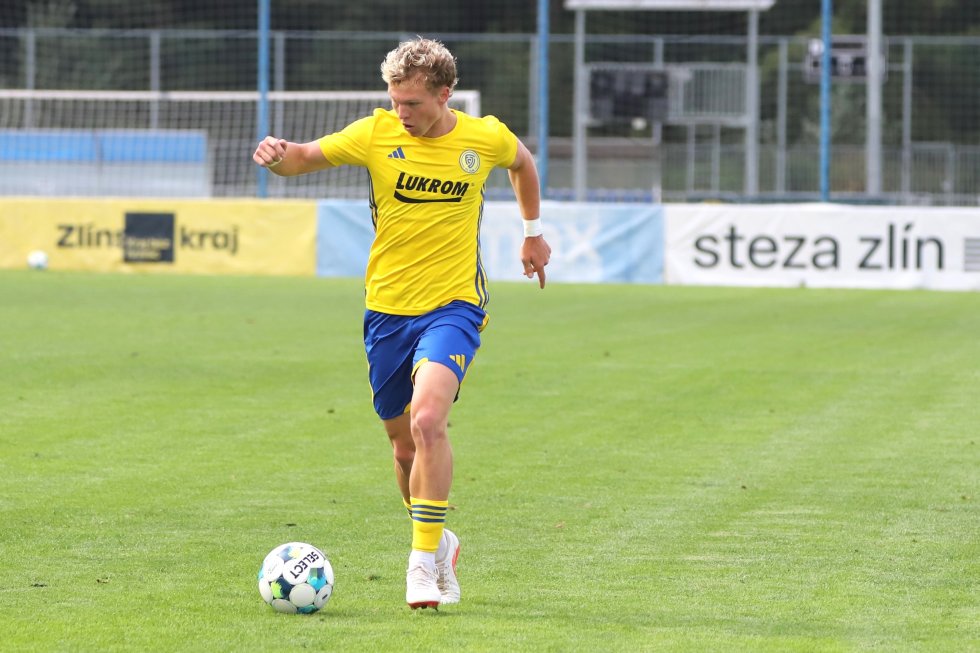 Juniorka zakončila anglický týden výhrou nad Blanskem