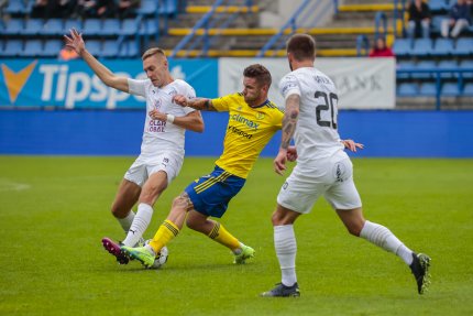 1. FC Slovácko vs. Slavia Praha 2022-2023